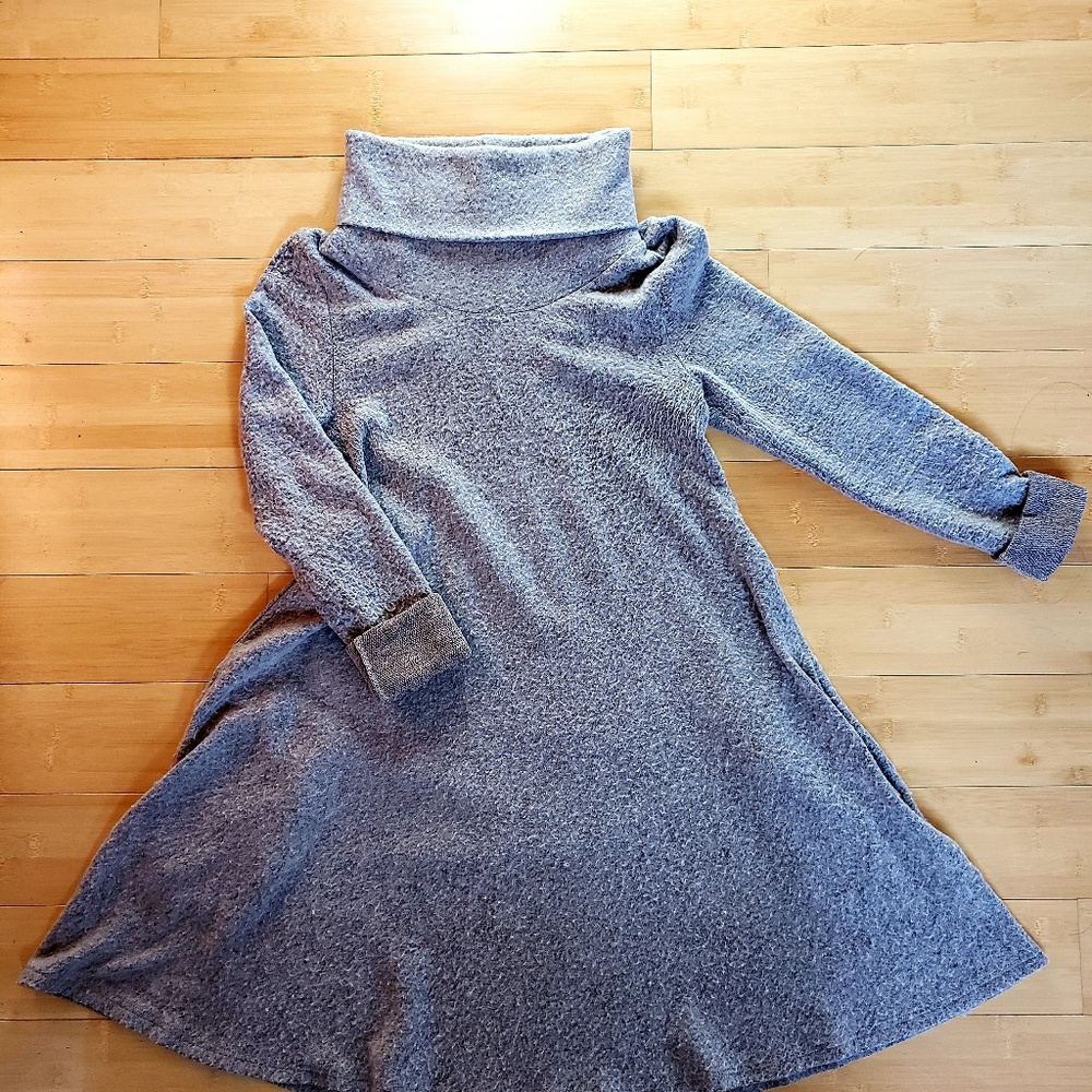 SHERPA SWEATER DRESS